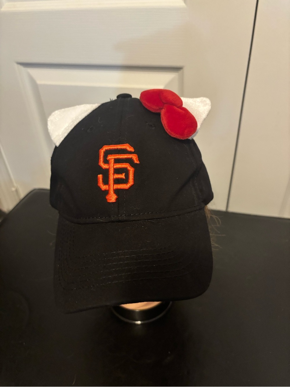 San Francisco giants football hello kitty hat
